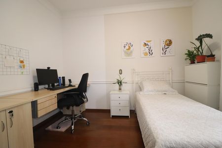 Casa à venda com 232m², 3 quartos e 4 vagasQuarto 1