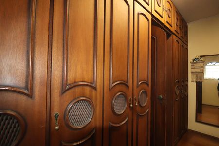 Casa à venda com 232m², 3 quartos e 4 vagasSuíte Closet