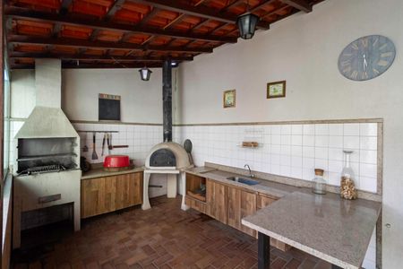 Casa à venda com 430m², 4 quartos e 6 vagasÁrea comum