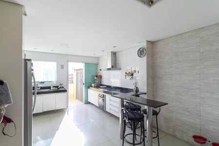 Casa à venda com 430m², 4 quartos e 6 vagasCozinha