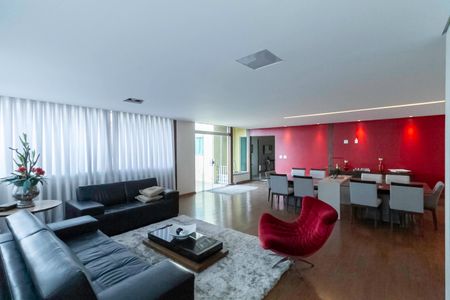 Casa à venda com 430m², 4 quartos e 6 vagasSala 2