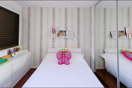 Apartamento à venda com 175m², 4 quartos e 3 vagas Apartamento à venda com 175m², 4 quartos e 3 vagasQuarto 1