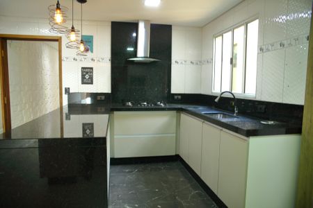 Casa à venda com 540m², 3 quartos e 1 vagaCozinha casa 1