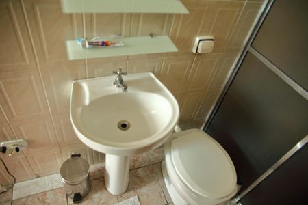 Casa à venda com 540m², 3 quartos e 1 vagaBanheiro da Suíte casa 2