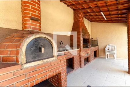 Apartamento à venda com 46m², 2 quartos e 1 vaga Apartamento à venda com 46m², 2 quartos e 1 vagaÁrea comum - Churrasqueira