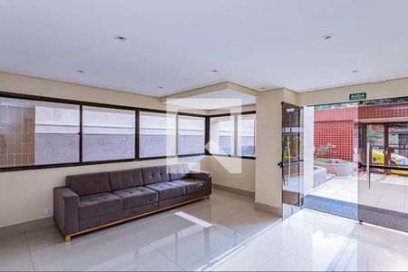 Apartamento à venda com 46m², 2 quartos e 1 vaga Apartamento à venda com 46m², 2 quartos e 1 vagaHall social