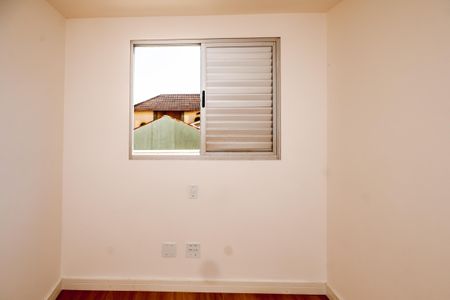 Apartamento à venda com 112m², 3 quartos e 1 vaga Apartamento à venda com 112m², 3 quartos e 1 vagaQuarto 2