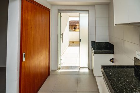 Apartamento à venda com 112m², 3 quartos e 1 vaga Apartamento à venda com 112m², 3 quartos e 1 vagaCozinha
