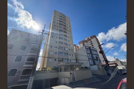 Apartamento à venda com 56m², 2 quartos e 1 vaga Apartamento à venda com 56m², 2 quartos e 1 vagaFachada e portaria