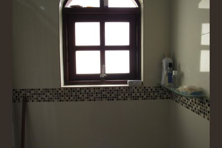 Casa à venda com 175m², 3 quartos e 2 vagasBanheiro da Suíte