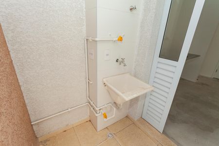 Apartamento à venda com 44m², 2 quartos e 1 vagaÁrea de Serviço