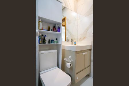 Casa à venda com 160m², 3 quartos e 2 vagasBanheiro