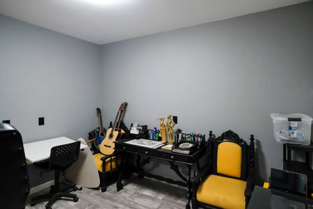 Casa à venda com 160m², 3 quartos e 2 vagasEdícula - Quarto 