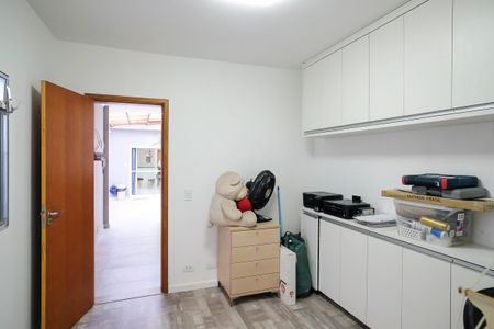 Casa à venda com 160m², 3 quartos e 2 vagasEdícula - Sala