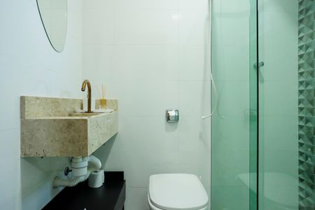 Casa à venda com 160m², 3 quartos e 2 vagasEdícula - Banheiro 