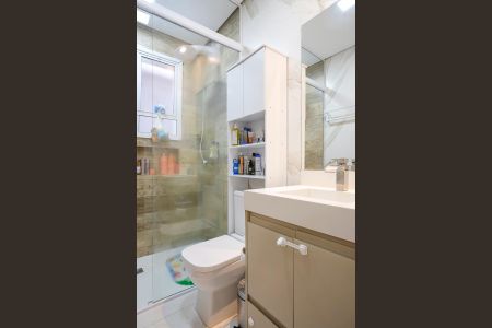 Casa à venda com 160m², 3 quartos e 2 vagasBanheiro