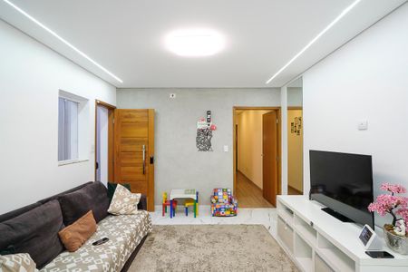 Casa à venda com 160m², 3 quartos e 2 vagasSala