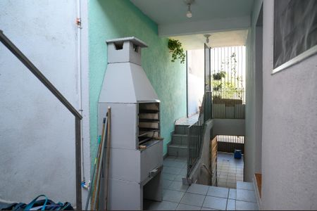 Casa à venda com 60m², 2 quartos e 2 vagas Casa à venda com 60m², 2 quartos e 2 vagasCorredor Externo