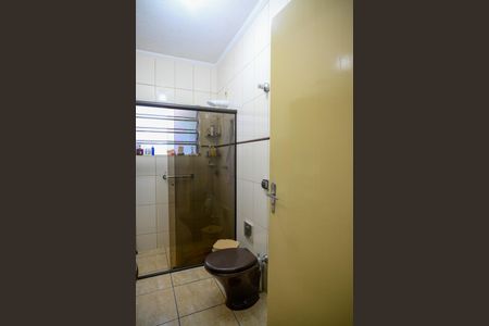 Casa à venda com 60m², 2 quartos e 2 vagas Casa à venda com 60m², 2 quartos e 2 vagasBanheiro