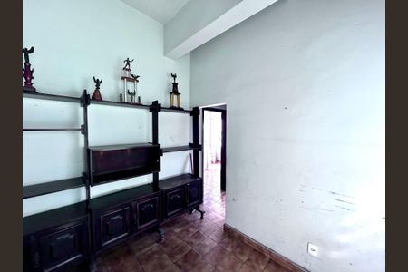 Casa à venda com 316m², 3 quartos e 2 vagas Casa à venda com 316m², 3 quartos e 2 vagasÁrea comum - Sala de estudo
