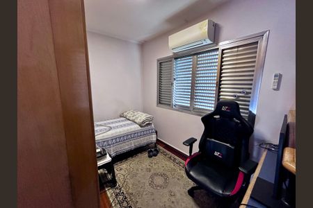 Casa à venda com 316m², 3 quartos e 2 vagas Casa à venda com 316m², 3 quartos e 2 vagasQuarto 1