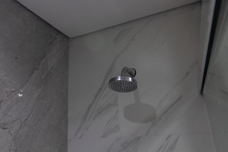 Casa de condomínio à venda com 220m², 3 quartos e 3 vagas Casa de condomínio à venda com 220m², 3 quartos e 3 vagasBanheiro Social 1