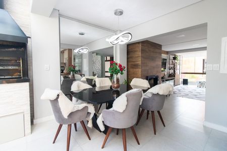 Casa de condomínio à venda com 220m², 3 quartos e 3 vagas Casa de condomínio à venda com 220m², 3 quartos e 3 vagasCozinha