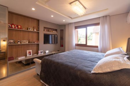 Casa de condomínio à venda com 220m², 3 quartos e 3 vagas Casa de condomínio à venda com 220m², 3 quartos e 3 vagasSuíte