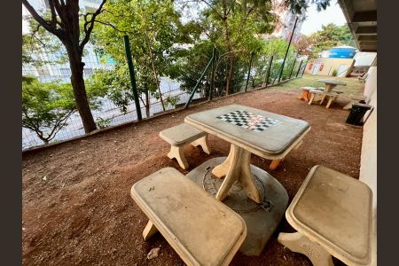 Apartamento à venda com 69m², 2 quartos e 1 vaga Apartamento à venda com 69m², 2 quartos e 1 vagaÁrea Comum - Bosque