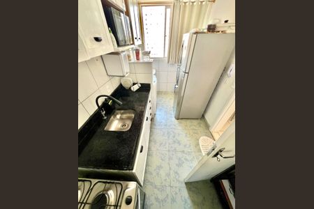 Apartamento à venda com 69m², 2 quartos e 1 vaga Apartamento à venda com 69m², 2 quartos e 1 vagaCozinha