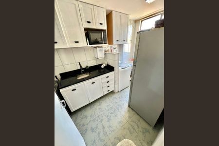Apartamento à venda com 69m², 2 quartos e 1 vaga Apartamento à venda com 69m², 2 quartos e 1 vagaCozinha