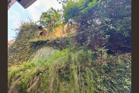 Apartamento à venda com 47m², 1 quarto e sem vaga Apartamento à venda com 47m², 1 quarto e sem vagaSala - vista