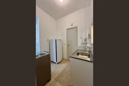 Apartamento à venda com 47m², 1 quarto e sem vaga Apartamento à venda com 47m², 1 quarto e sem vagaCozinha