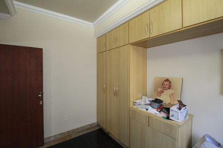 Casa para alugar com 580m², 6 quartos e 4 vagasQuarto