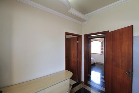 Casa para alugar com 580m², 6 quartos e 4 vagasSuíte 4