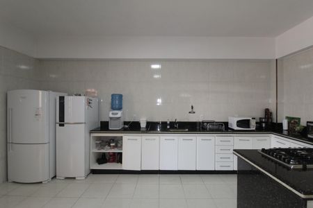 Casa para alugar com 580m², 6 quartos e 4 vagasCozinha 1