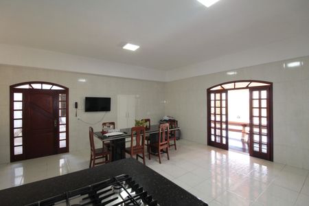 Casa para alugar com 580m², 6 quartos e 4 vagasCozinha 1