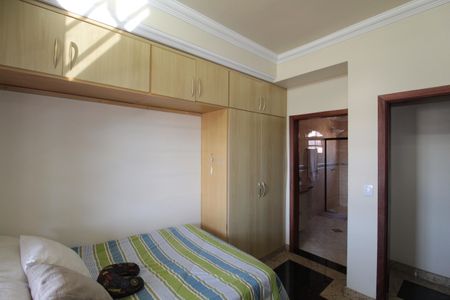 Casa para alugar com 580m², 6 quartos e 4 vagasSuíte 1