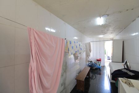 Casa para alugar com 580m², 6 quartos e 4 vagasÁrea de Serviço