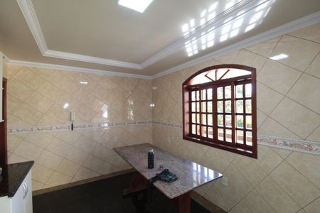 Casa para alugar com 580m², 6 quartos e 4 vagasCozinha 2