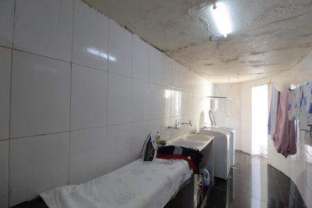 Casa para alugar com 580m², 6 quartos e 4 vagasÁrea de Serviço