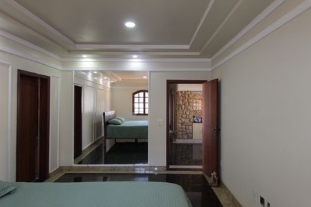 Casa para alugar com 580m², 6 quartos e 4 vagasSuíte 1