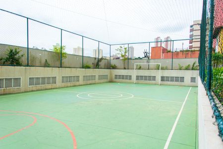 Apartamento à venda com 73m², 2 quartos e 2 vagas Apartamento à venda com 73m², 2 quartos e 2 vagasÁrea comum - Quadra esportiva