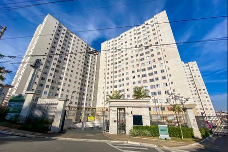 Apartamento à venda com 35m², 2 quartos e 1 vaga Apartamento à venda com 35m², 2 quartos e 1 vagaFachada e portaria