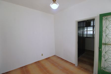 Sala de casa para alugar com 2 quartos, 75m² em Piedade, Rio de Janeiro