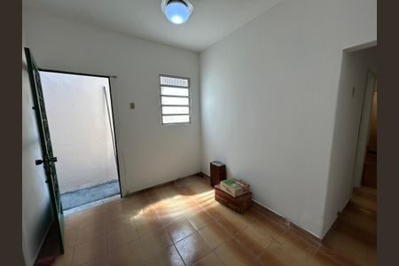 Sala de casa para alugar com 2 quartos, 75m² em Piedade, Rio de Janeiro