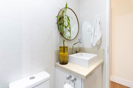 Apartamento à venda com 69m², 3 quartos e 1 vaga Apartamento à venda com 69m², 3 quartos e 1 vagaBanheiro Social