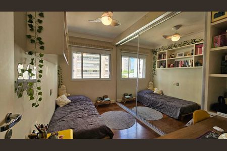 Apartamento à venda com 180m², 4 quartos e 3 vagas