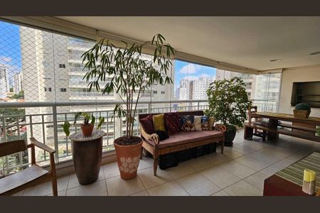 Apartamento à venda com 180m², 4 quartos e 3 vagas