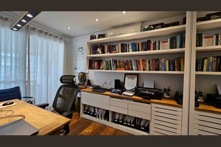 Apartamento à venda com 180m², 4 quartos e 3 vagas